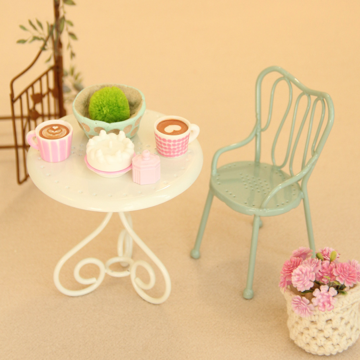 1:8/1:12 Miniature Iron Table  - Outdoor Furniture Hotel ulasan dan harga